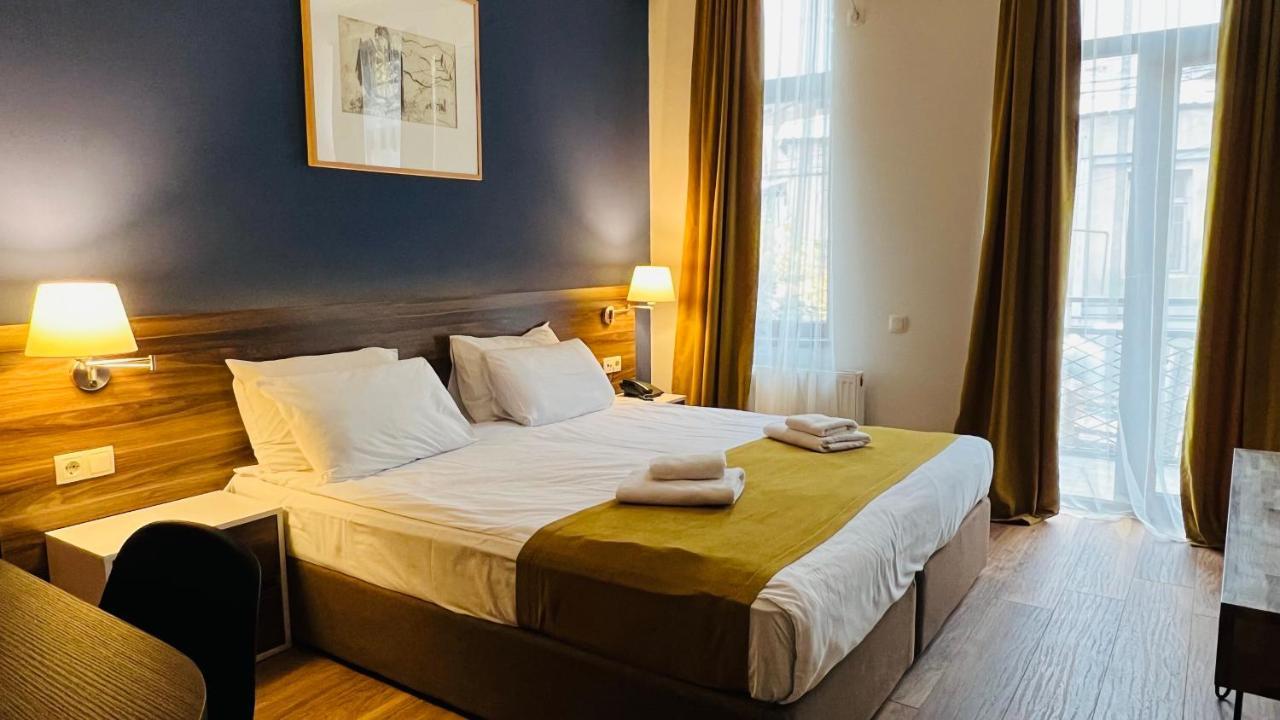 Point Hotel Tiflis Exterior foto