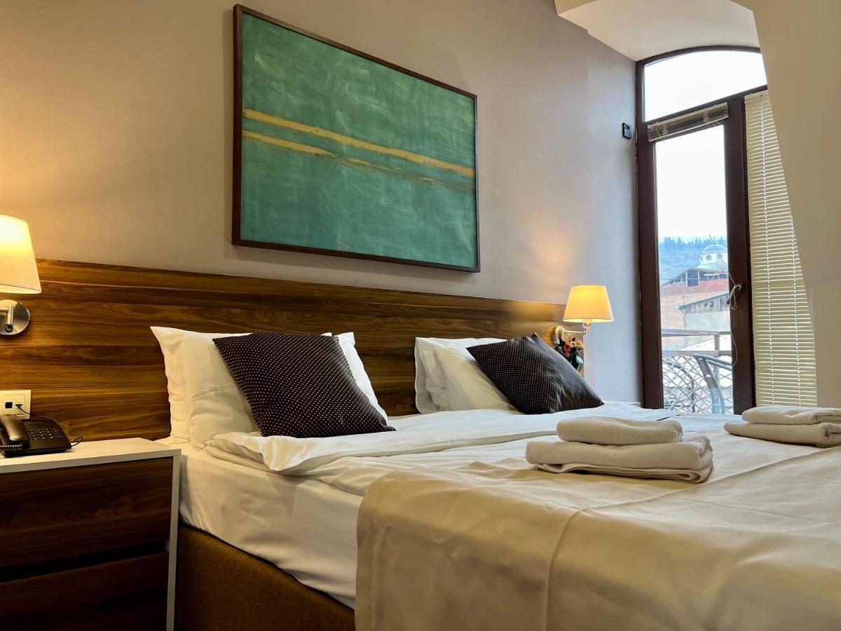 Point Hotel Tiflis Exterior foto